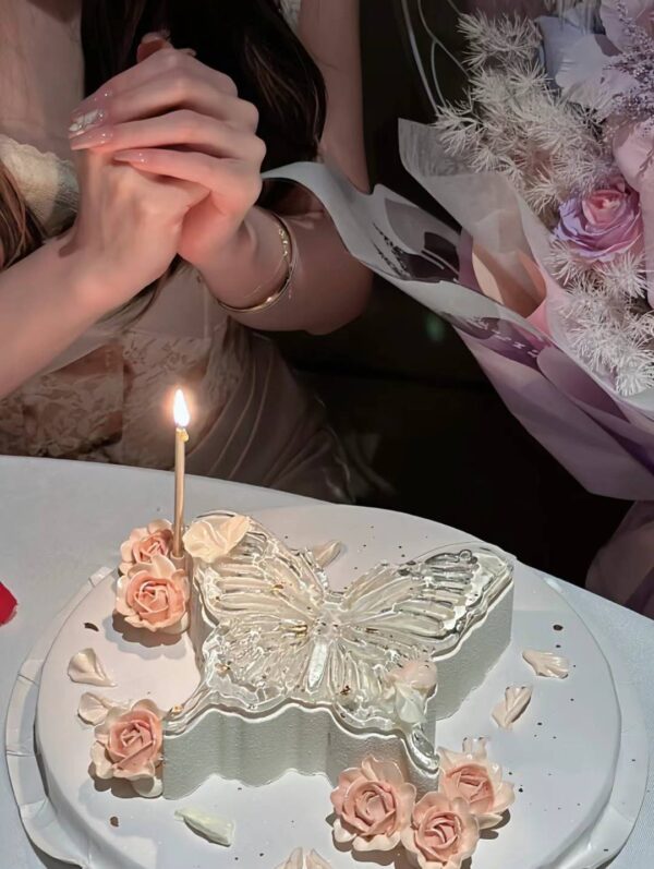 Piping flowers and crushed ice butterflies