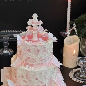 Double-layered pink wishing well