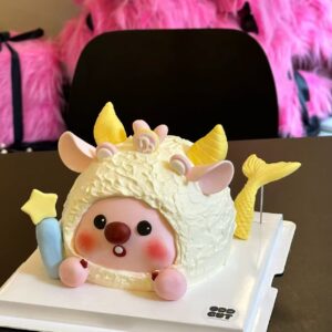 Capricorn Loopy Cake 1